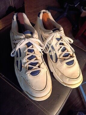 Asics Men's Cream and Navy Casual Athletic Sneakers